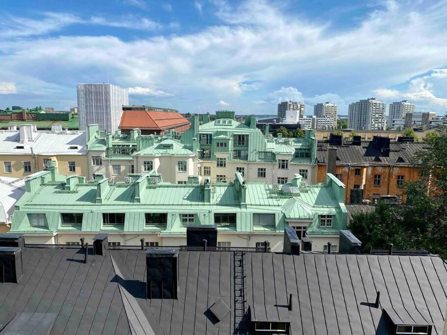 Studio Apartment, View Over The Roofs For The Sunrise Helsinki Exterior foto